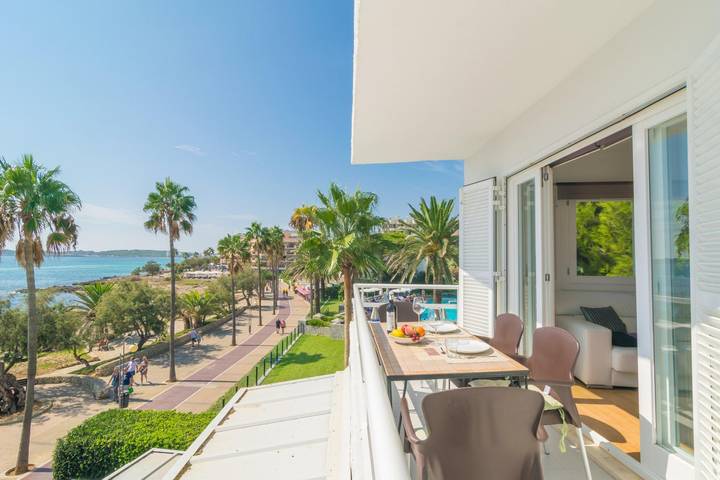 Apartamento entero, Ses Roques De Cala Bona - Apartment with sea views in Cala Millor. Free Wifi in Cala Bona, Son Servera
