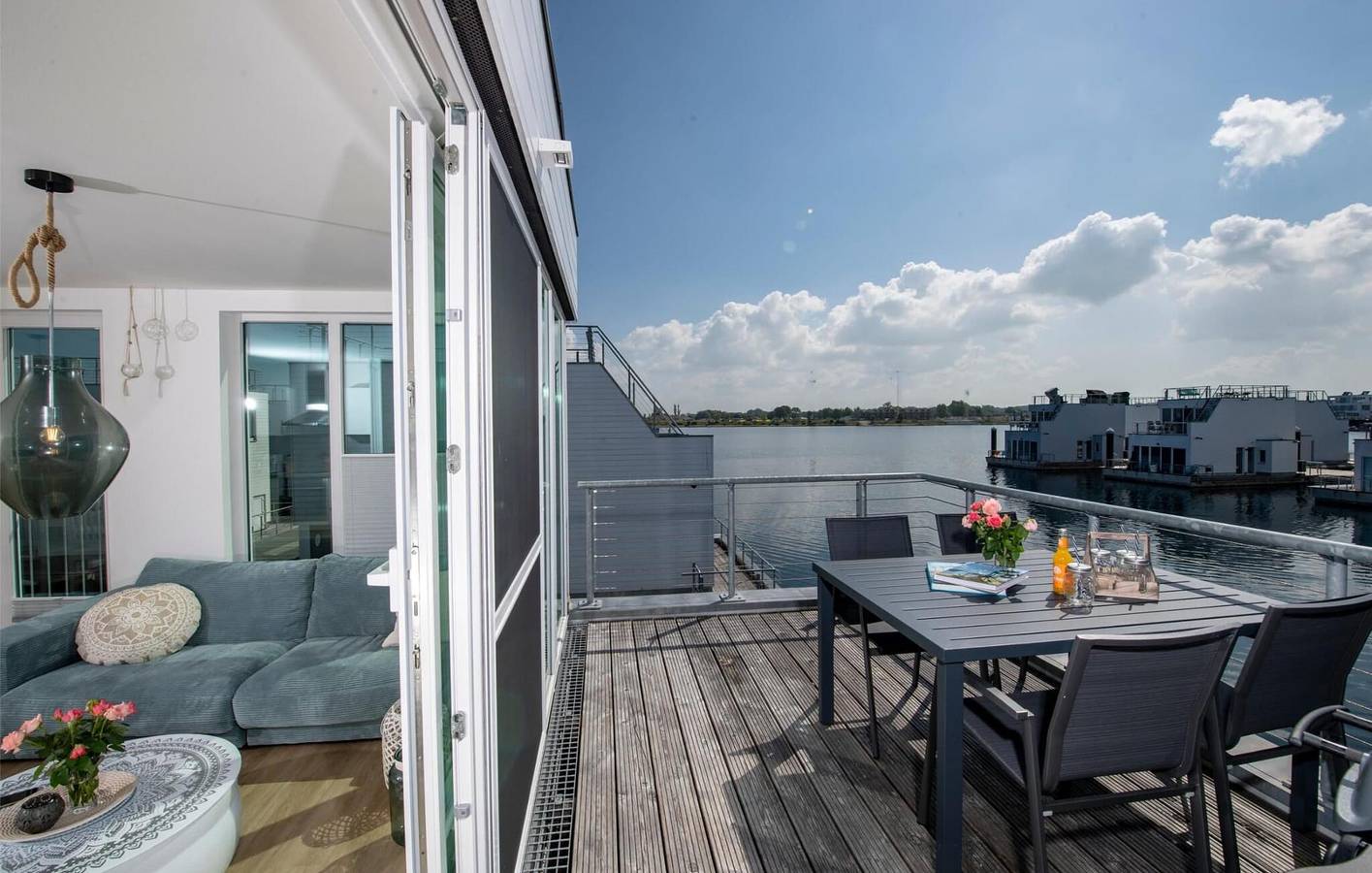 Apartment mit Meerblick, Terrasse und Parkplatz 900 m vom Strand entfernt in Olpenitz, Kappeln