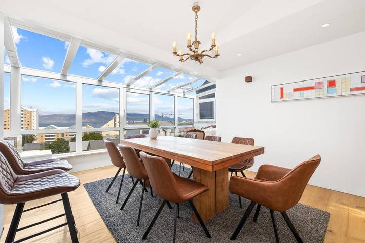 Ferienwohnung für 10 Personen, mit Ausblick und Terrasse