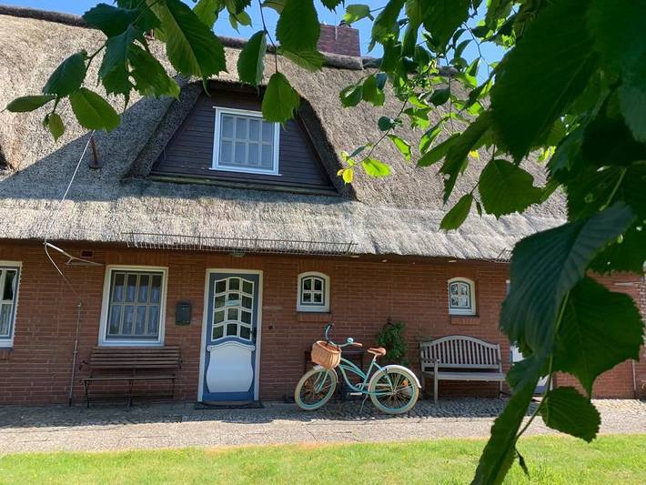 Ferienhaus für 4 Personen, mit Terrasse und Garten in Garding
