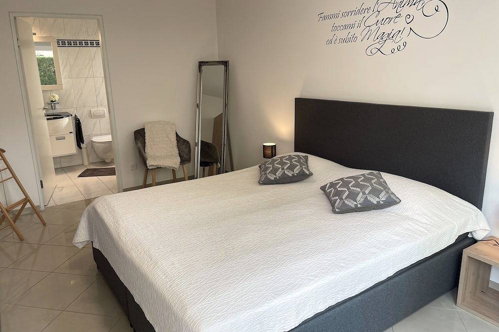 Entire apartment, Luxurious vacation apartment in Ascona: your lakeside retreat! in Ascona, Ticino Alps and Verbano