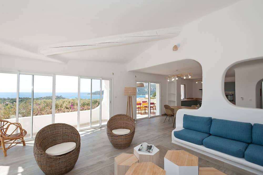 4 bedroom house with sea view - Santa Giulia - Residence with swimming pool in Santa Giulia, Porto Vecchio