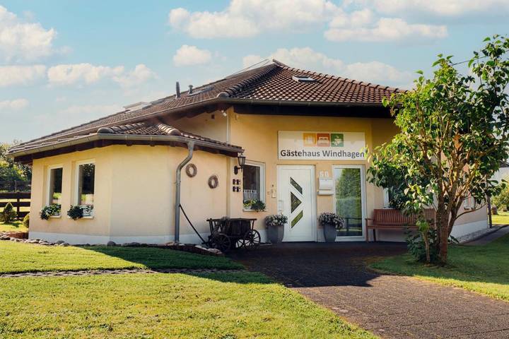 Gîte pour 2 personnes, avec jardin, animaux acceptés à Windhagen