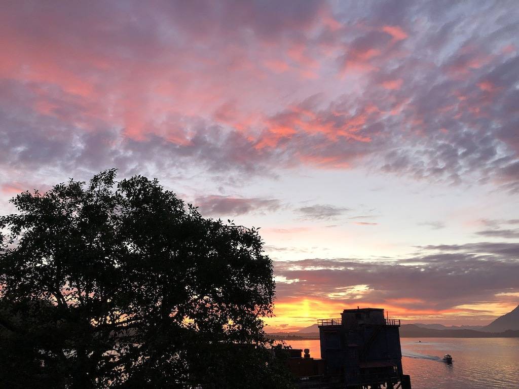 Ganze Wohnung, Tofino Waterfront Eco Condo - Waterfront downtown location in Tofino, Alberni-Clayoquot Regional District