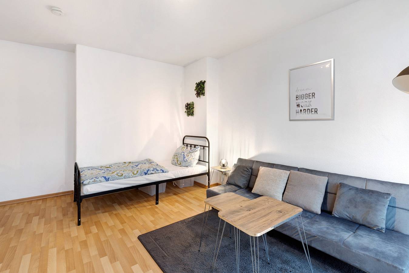 Ganze Wohnung, Ferienwohnung "Wohnen am Wissenschaftshafen" mit Balkon und Wlan in Magdeburg, Elbe-Börde-Heide