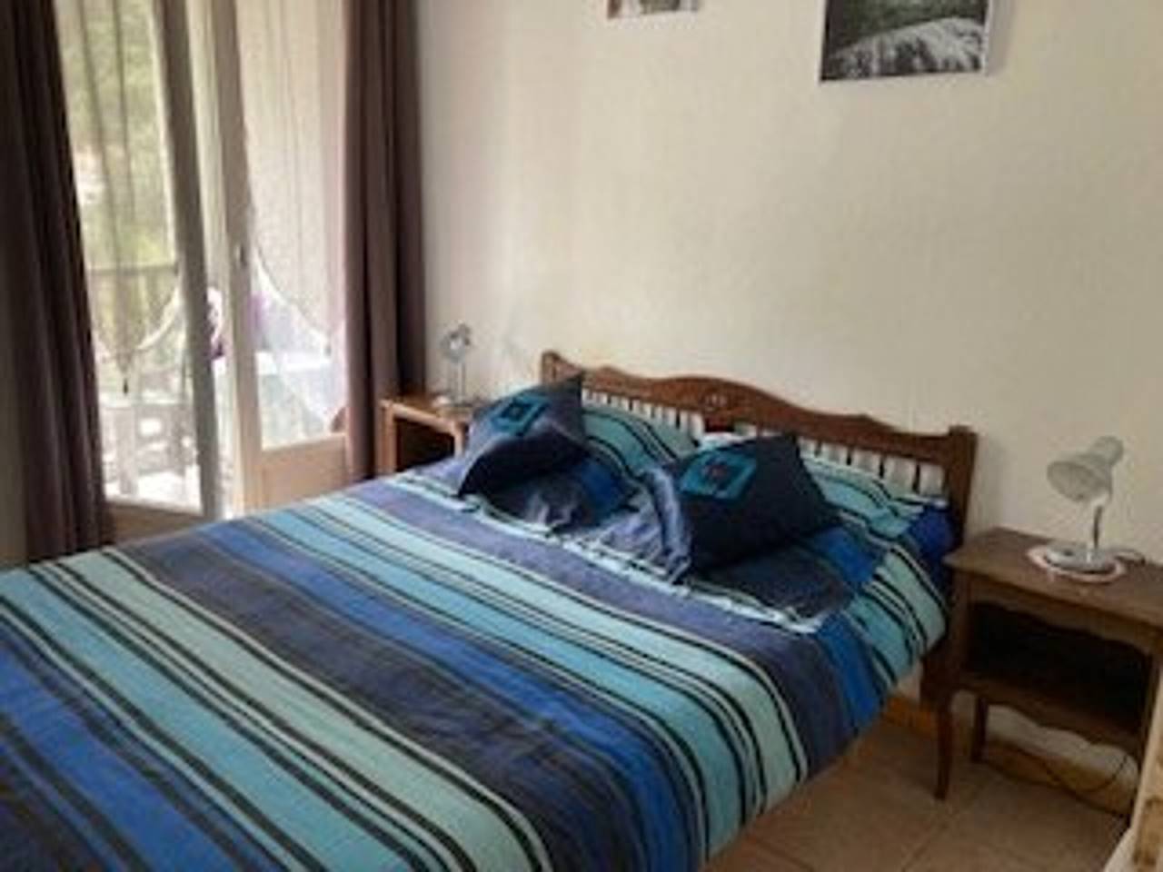 Entire apartment, Comfortable F2 Apartment with Parking and Pets Allowed in Saint-Marsal, Céret region