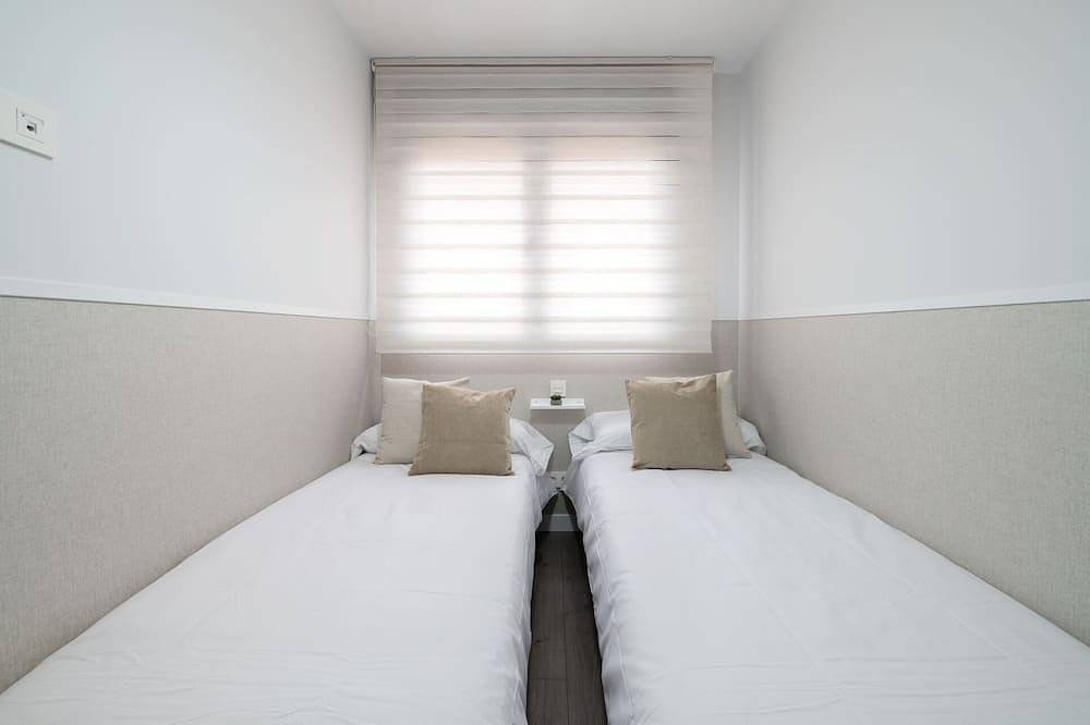 Entire apartment, Getafe Suites Apartment 2ºb in Getafe, Madrid Province