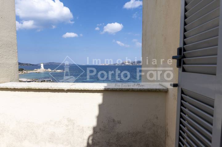 Ganze Ferienwohnung, Ferienwohnung für 5 Personen mit Terrasse in Palau (dorf), Palau (Sardinien)