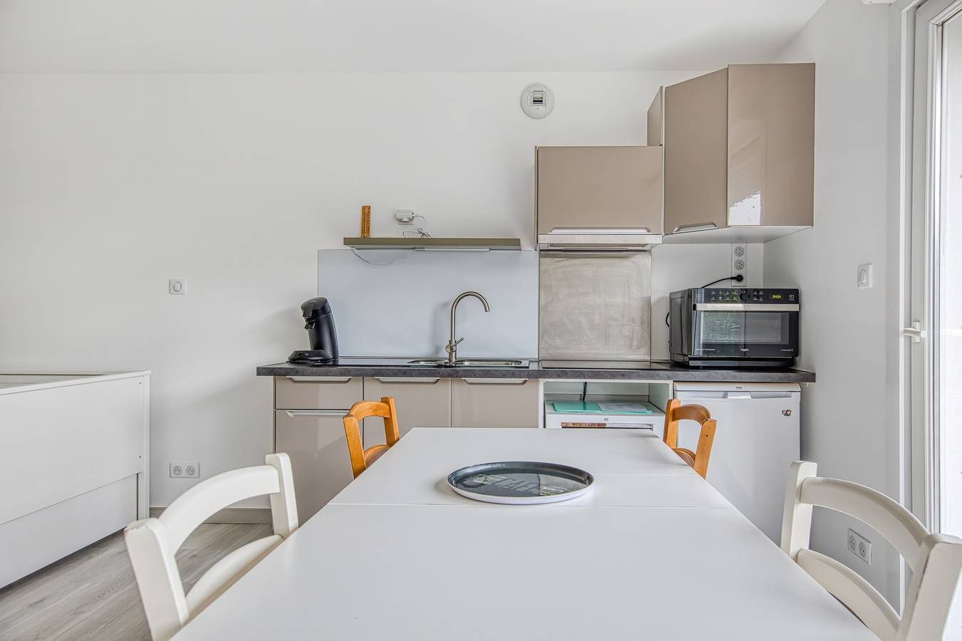 Entire studio, Studio Judicaelle with Terrace and Shared Garden – Comfort and Tranquility in Lège-Cap-Ferret in Lège-Cap-Ferret, Arcachon region