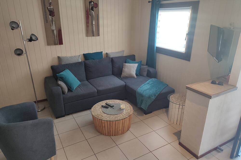 Air-conditioned house by the sea. Play Areas Included April To September. in Portiragnes Plage, Portiragnes