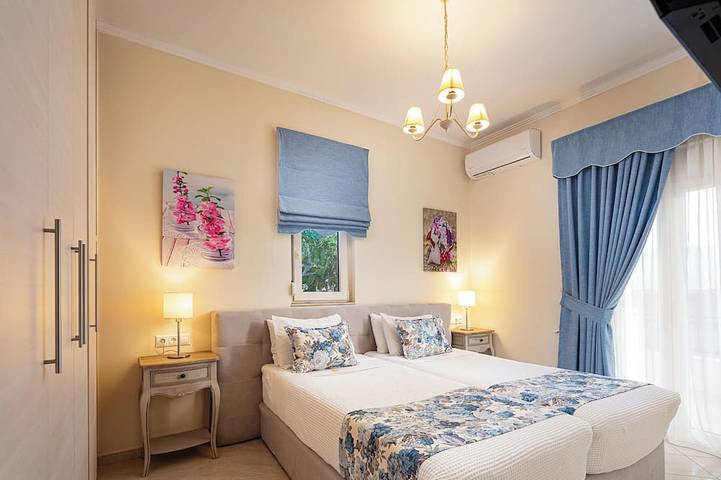Villa Eva! Entspannen Sie am Pool, im Whirlpool und im Garten! Spielplatz & Tischtennis! in Rethymno und Umgebung