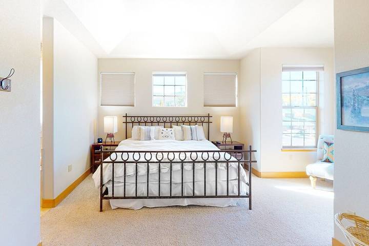 Vacation house for 14 people, with hot tub and balcony in Colorado