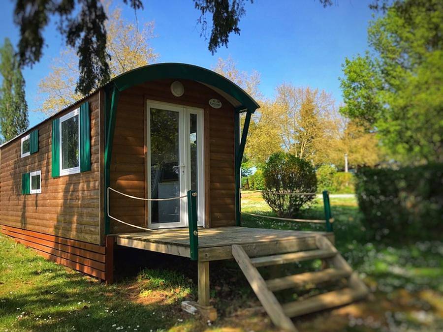 Camping de la Liez - Ciela Village - Einzigartig 4 personen - Ciela Wohnwagen - 1 Schlafzimmer - Badezimmer in Peigney, Haute-Marne