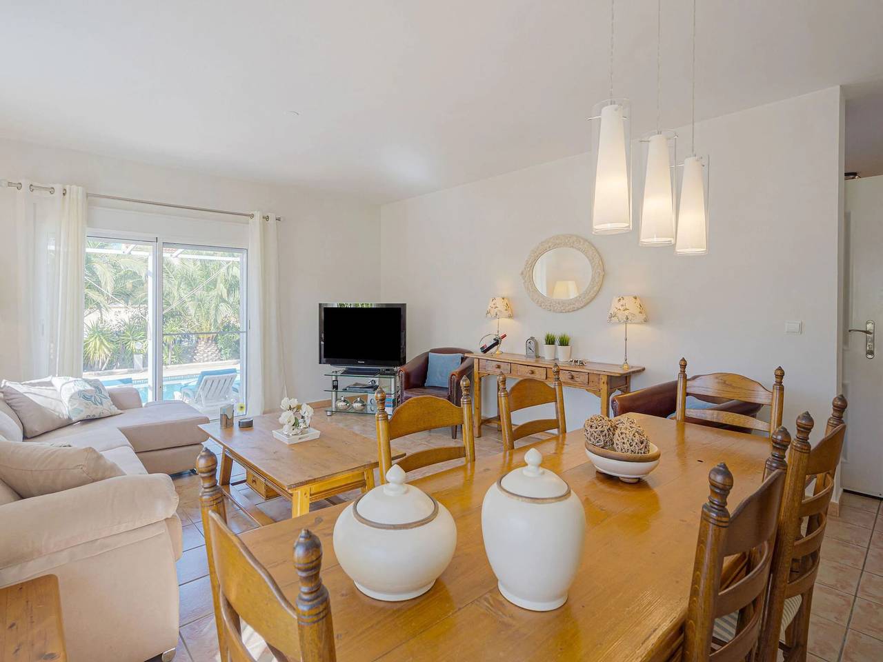 Lovely Holiday Home in Alicante with Private Swimming Pool in Busot, Costa Blanca