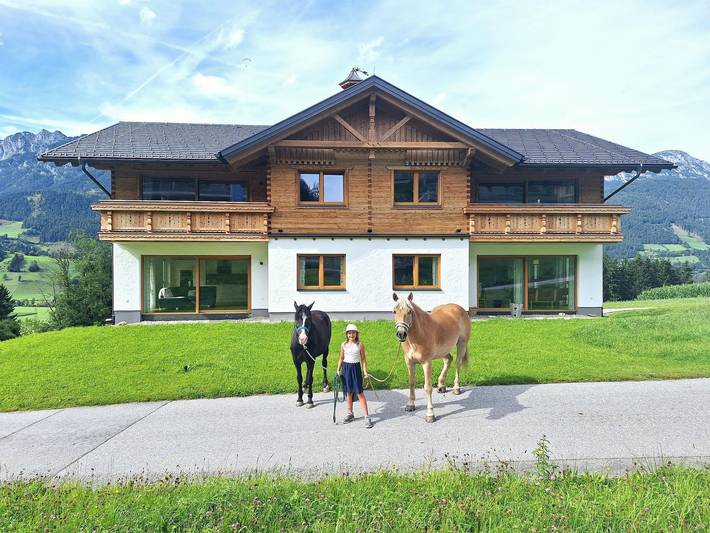Bauernhof für 6 Personen, mit Balkon und Garten in Haus