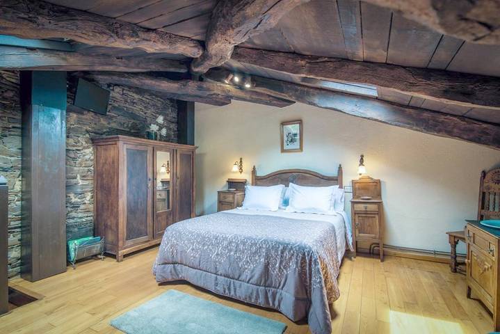 Apartamento para 2 personas, con Balcón y Terraza además de Jardín y Vistas en Santa Eulalia de Oscos