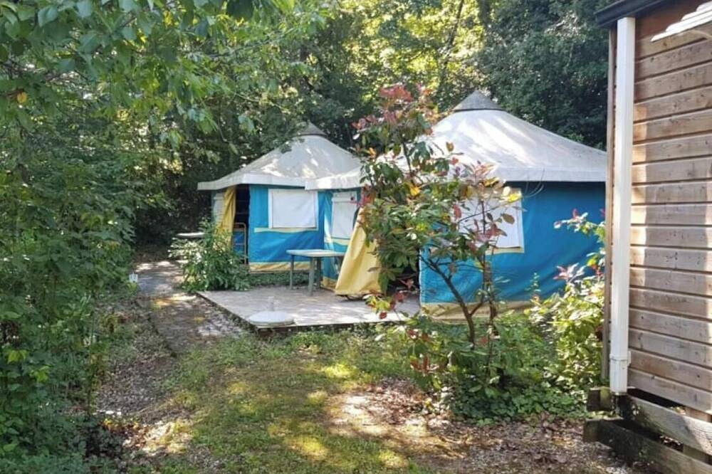 Camping 2 étoiles - Piscine  - ccbfide in Vernet-les-Bains, Parc naturel régional des Pyrénées catalanes