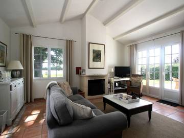 Villa for 6 People in Vasles, Deux-Sèvres, Photo 1