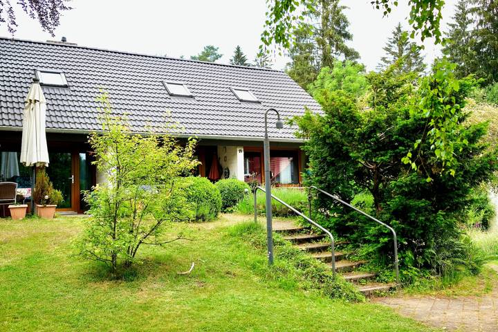 Gîte pour 4 personnes, avec Balcon/Terrasse ainsi que Terrasse et Jardin à Hinterzarten