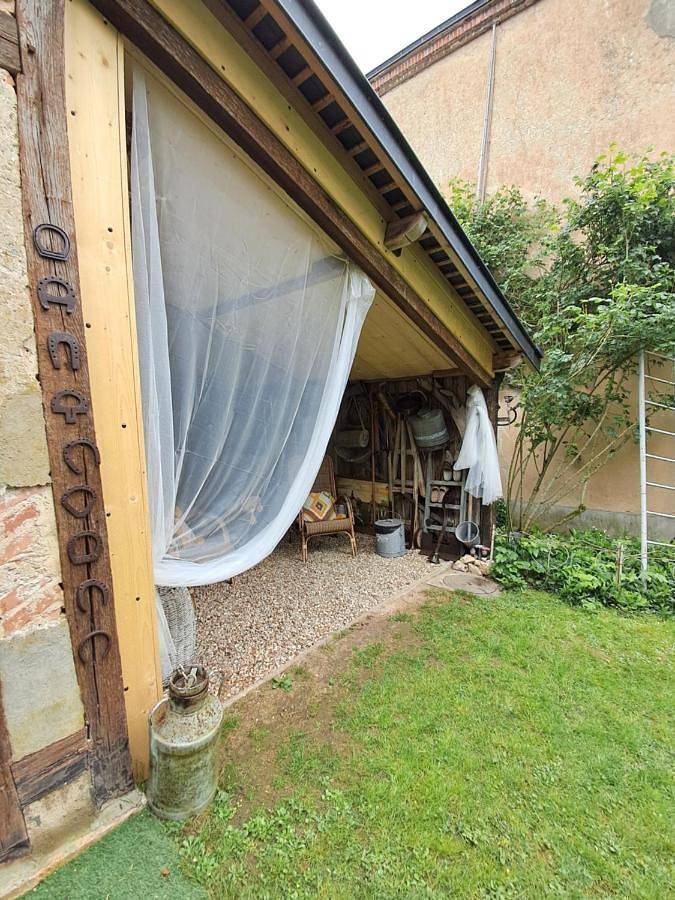 Location de vacances pour 2 personnes, avec piscine et jardin ainsi que jacuzzi et sauna, adapté aux familles à Aubigny-sur-Nère - 3