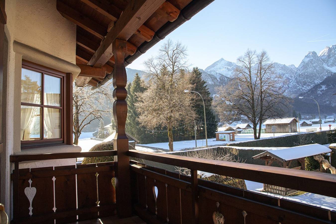 Ganze Wohnung, Ferienwohnung "Bernadein" -  Herzlich Willkommen! in Garmisch-Partenkirchen, Bayerische Alpen