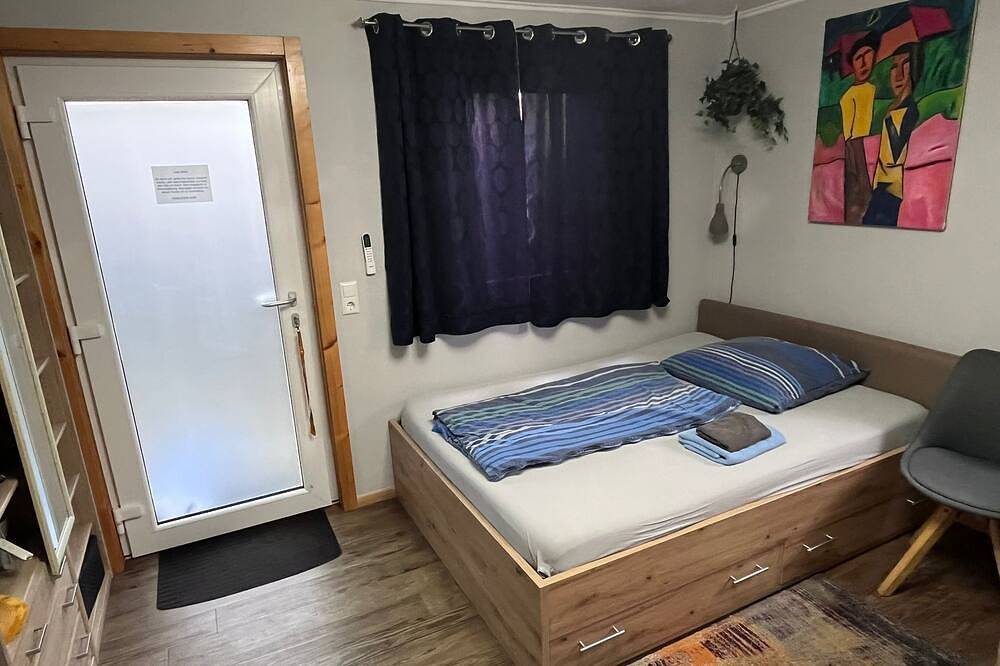 Tiny House \"Black Pearl\" in Tettnang, Region Bodensee-Oberschwaben