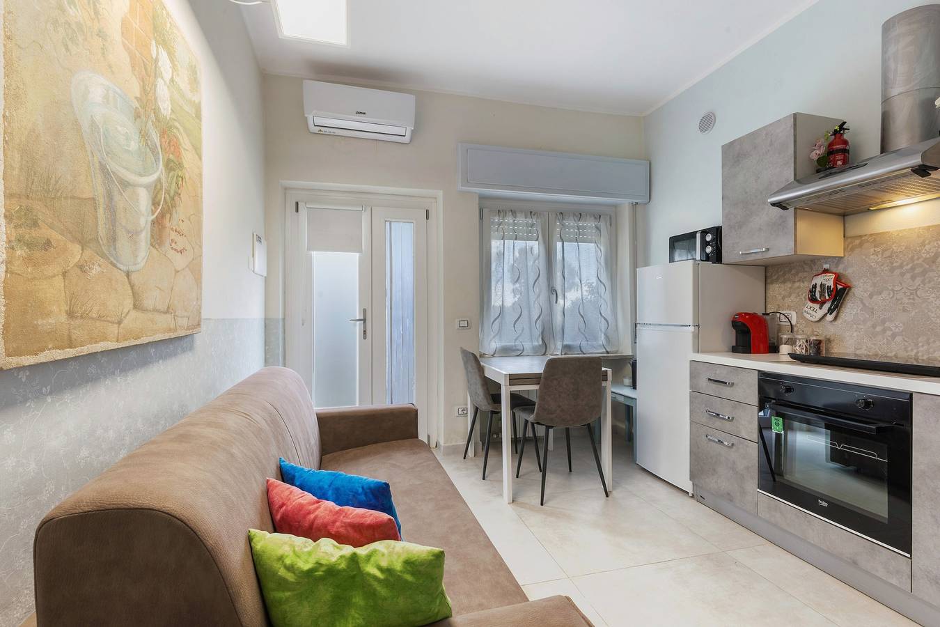 Apartamento entero, Apartamento "Riverview 67 2" con jardín y aire acondicionado in Valeggio sul Mincio, Provincia de Verona