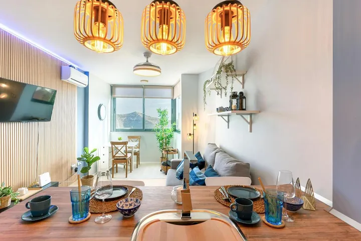 Apartamento de vacaciones para 4 personas, con jardín además de vistas y piscina - 1