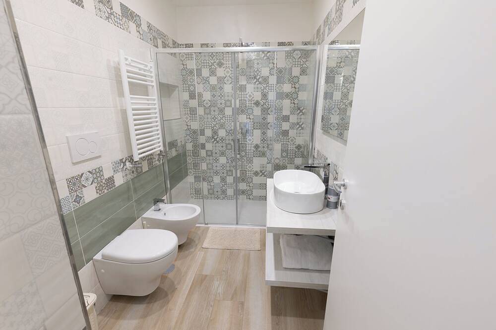 Ganze Wohnung, Diana studio apartment, fully equipped, in a relaxing corner of greenery in Fiumicino, Rom Provinz