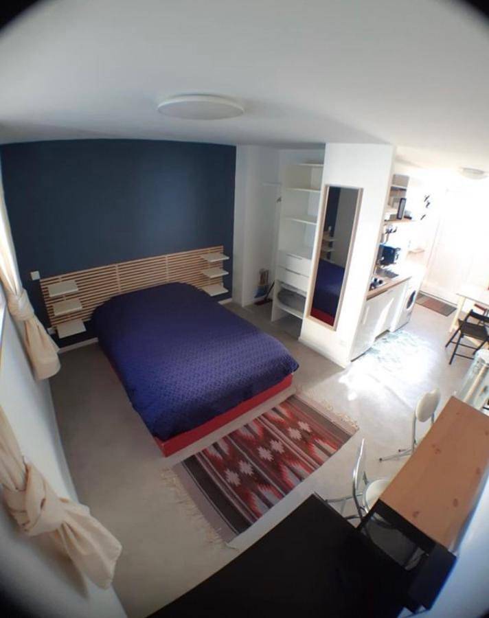 Appartement entier, Beau studio équipé - Calme et confortable in Bourg-en-Bresse, Région de Bourg-en-Bresse