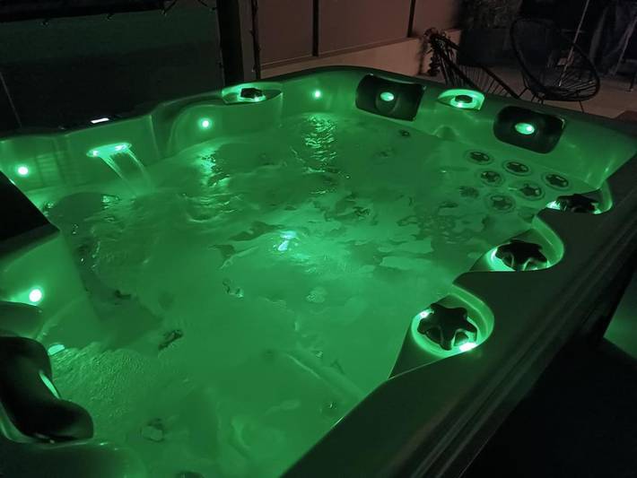 Gîte pour 4 personnes, avec vue et terrasse à Saint-Zacharie - 2