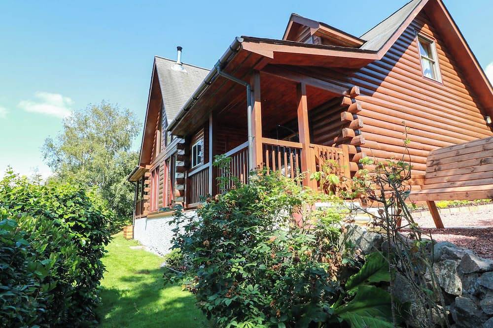 Deer’S Leap, family friendly, country holiday cottage in Kippford in Kippford, Dumfries and Galloway
