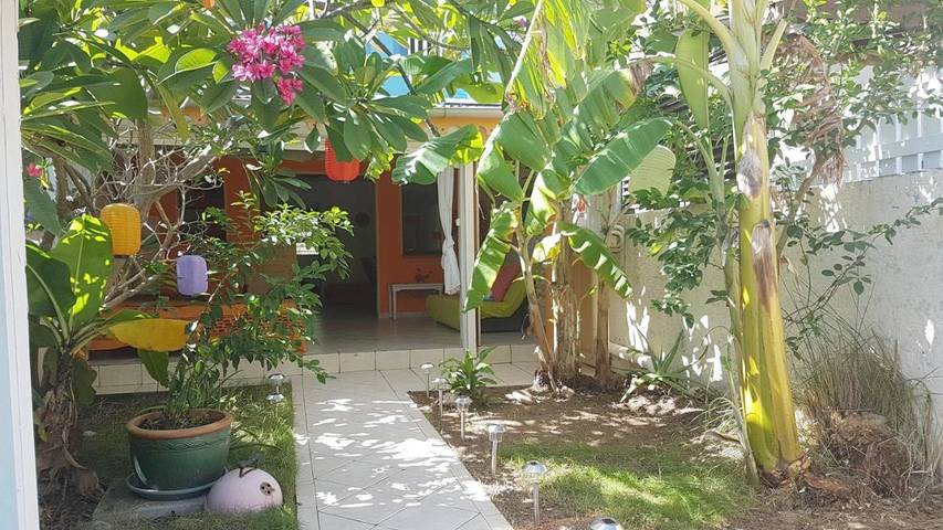 Location de vacances pour 5 personnes, avec jardin à Terre-de-Haut - 4