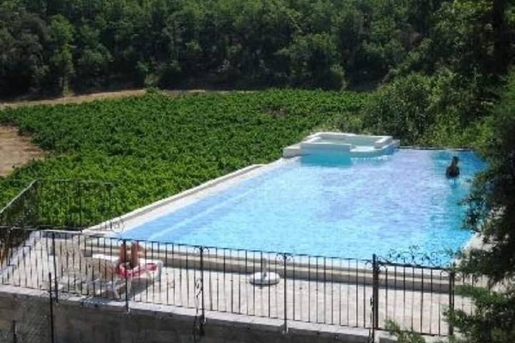 Gîte pour 2 personnes, avec Balcon et Jardin à Signes - 4
