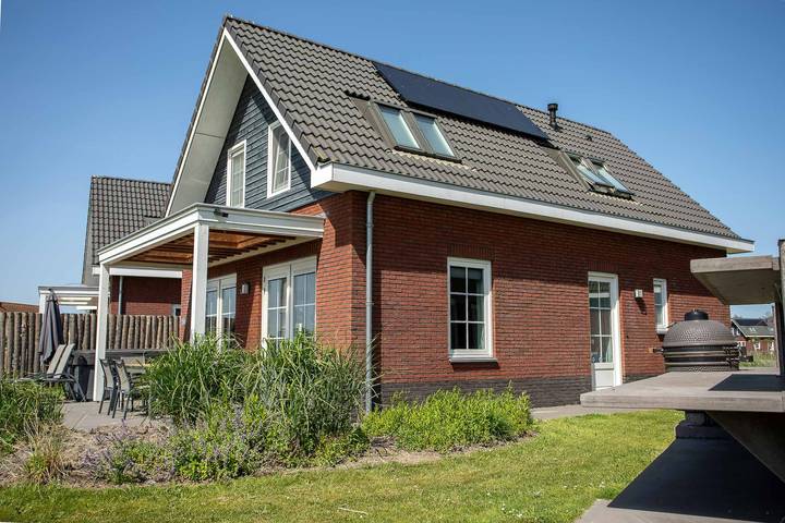 Ferienhaus für 6 Personen, mit Terrasse und Garten - 1