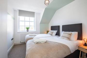 Apartment for 6 People in Bournemouth, South West England, Photo 4