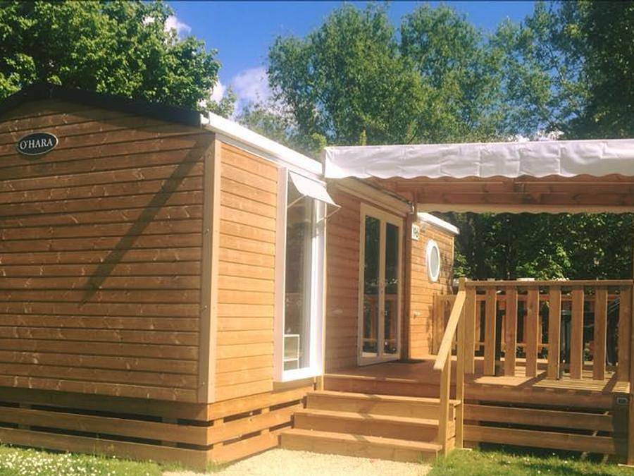 Camping du Lac de Saint-Cyr - Mobilhome 6 personas - Mobil home 28m² (2 habitaciones) + gran terraza semicubierta de 15m2 in Saint-Cyr (Vienne), Vienne