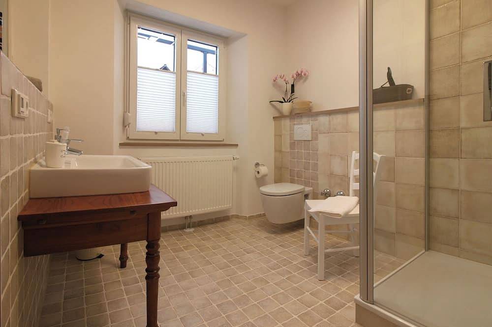 Ganze Wohnung, Hofreite Top 2: Wunderschönes, hochwertiges Appartement mit 65 m² in Heppenheim, Bergstraße