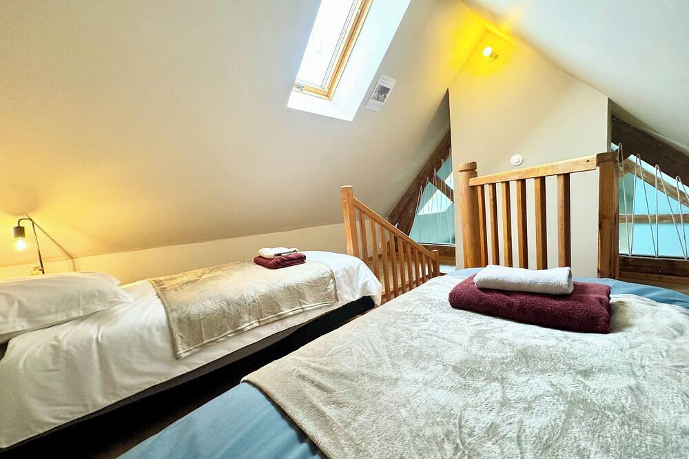 Entire apartment, Le Coq'Loft in Coquelles, Calais region