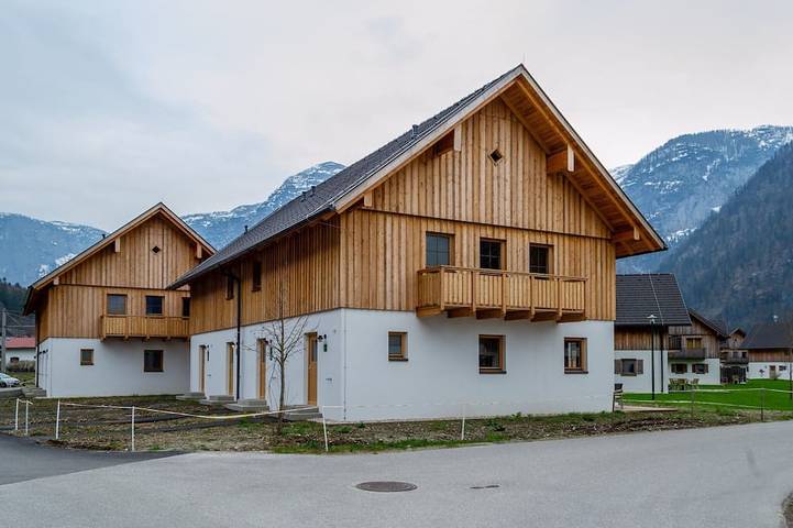 Hütte für 2 Personen, mit Balkon und Pool sowie Sauna in Obertraun