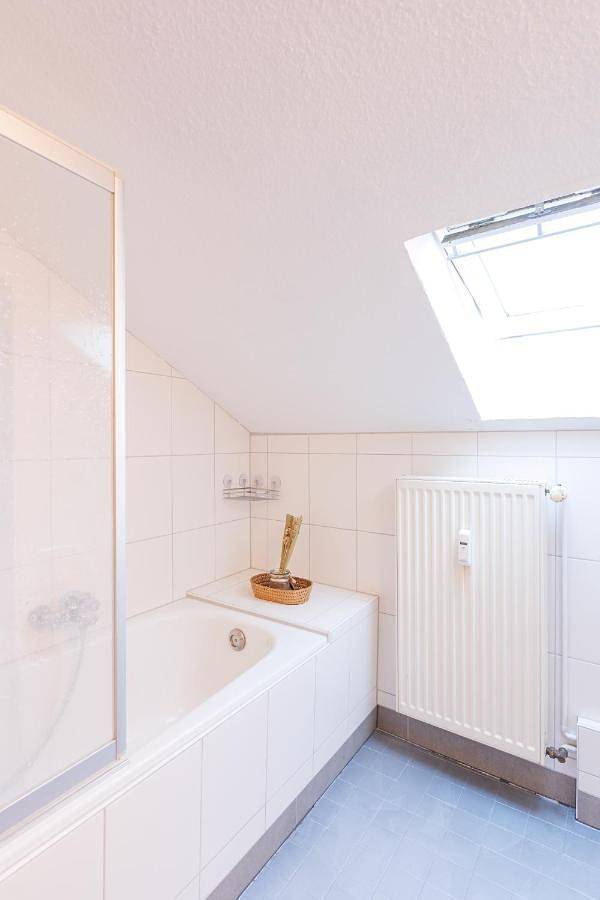 Gîte pour 12 personnes, avec vue et jardin, animaux acceptés à Duisbourg - 2