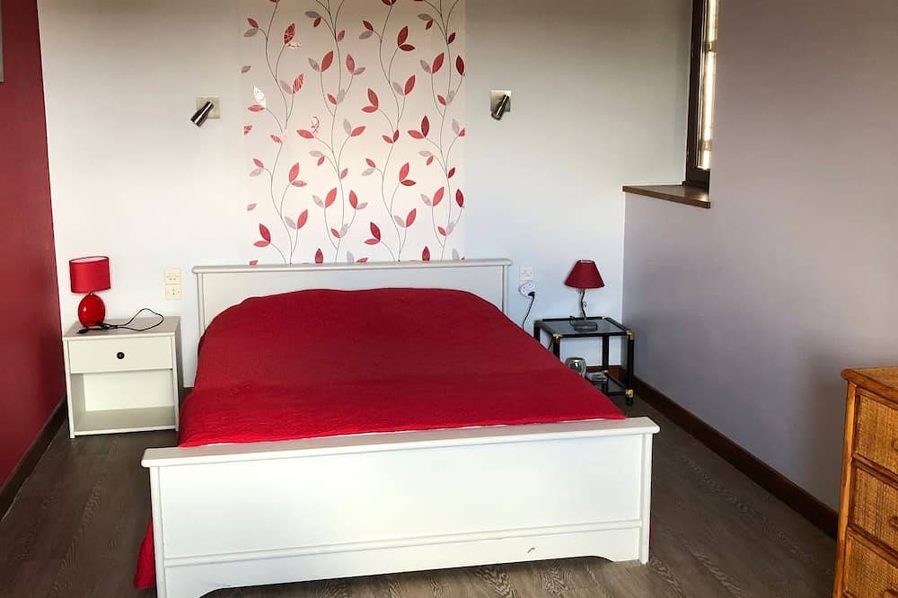 Large stone house facing Brehat Island - Sea view in Pors Guyon, Lanmodez