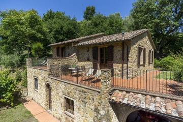 Gîte pour 2 personnes, avec piscine et terrasse à Montepulciano