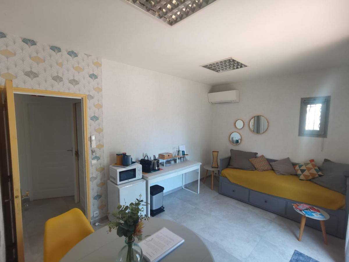 Superior Double Room in Castelnau-de-Guers, Côte méditerranéenne (France)