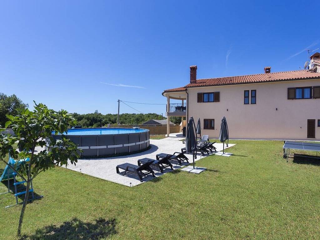Luxuriöses Apartment mit Pool in Barban, Südküste Istrien
