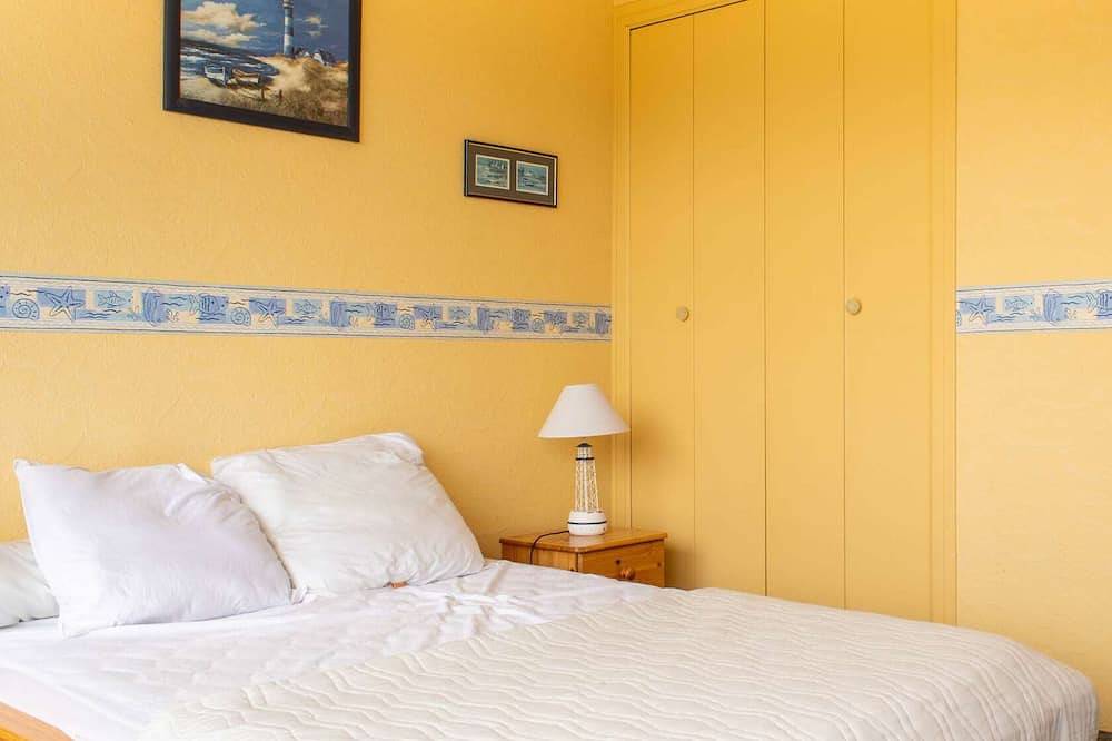 Ganze Wohnung, Sea-view apartment near the beach in Erquy | 6 guests | in Caroual, Erquy