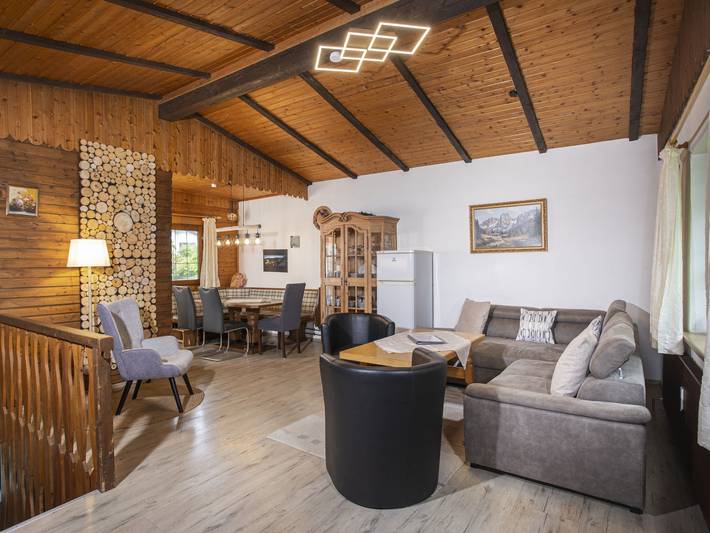 Ferienhaus für 8 Personen, mit Balkon und Terrasse sowie Garten und Ausblick in den Kitzbüheler Alpen - 3