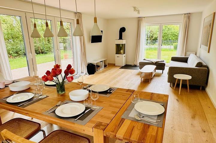 Ferienwohnung für 6 Personen, mit Terrasse und Garten - 1