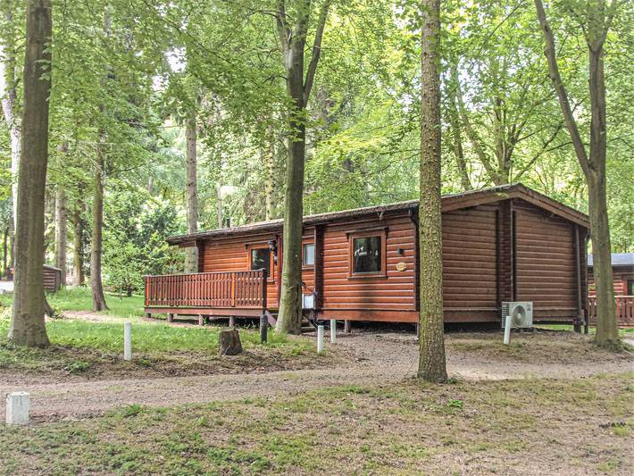 Log cabin for 4 people in Lincolnshire