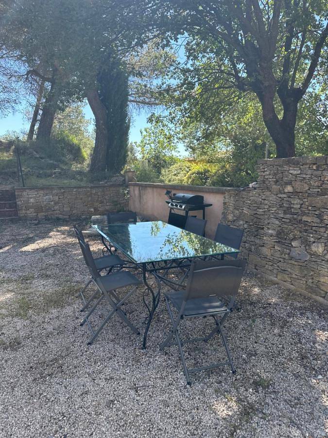 Location de vacances pour 6 personnes, avec jardin et vue, animaux acceptés à Puyloubier - 3